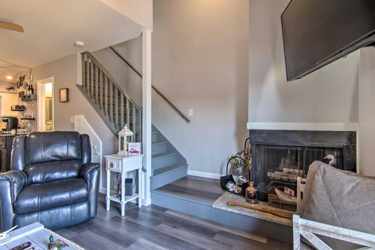 Airy Ocean City Condo On Canal Front With Deck! Zewnętrze zdjęcie
